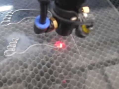 雙頭激光亞克力切割機(jī) 雙頭激光亞克力切割機(jī)