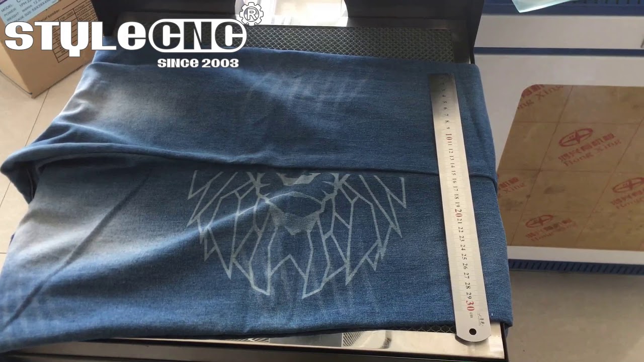 CO2 牛仔褲雕刻項目的激光打標(biāo)機(jī) CO2 牛仔褲雕刻項目的激光打標(biāo)機(jī)